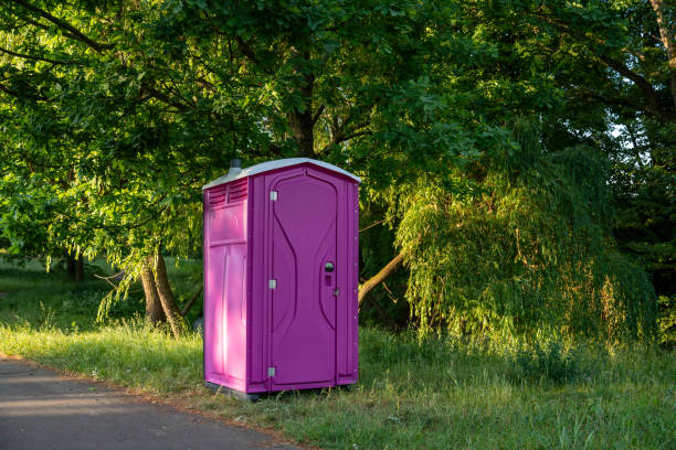 Porta potty delivery and setup in Timpson, TX